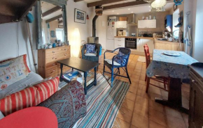 2 Bedroom Lovely Home In Pleumeur-Bodou